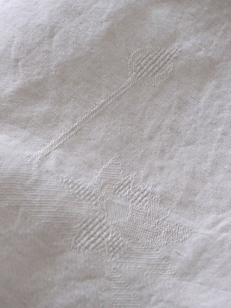 ウォーターリリー アンティークホワイト w160cm 50%cotton 50%linen