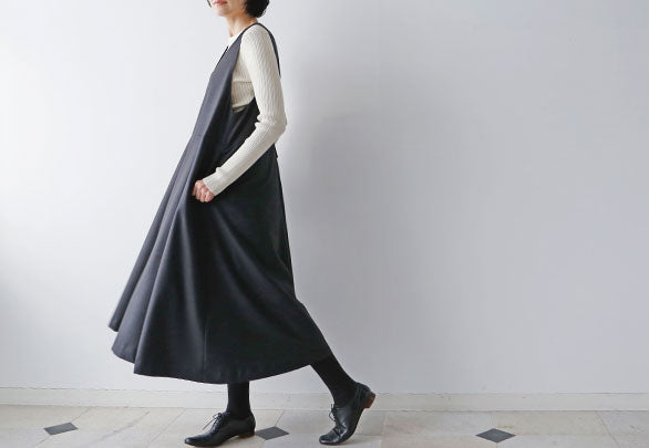 品よく着られるジャンパースカート《ヴァレリー》