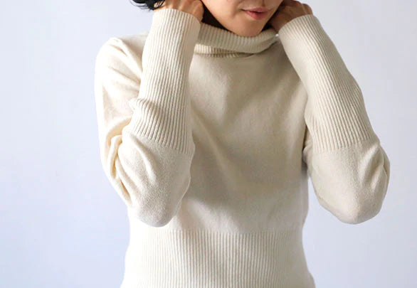 冬の定番タートルネック《 コルルール・トリコ 》