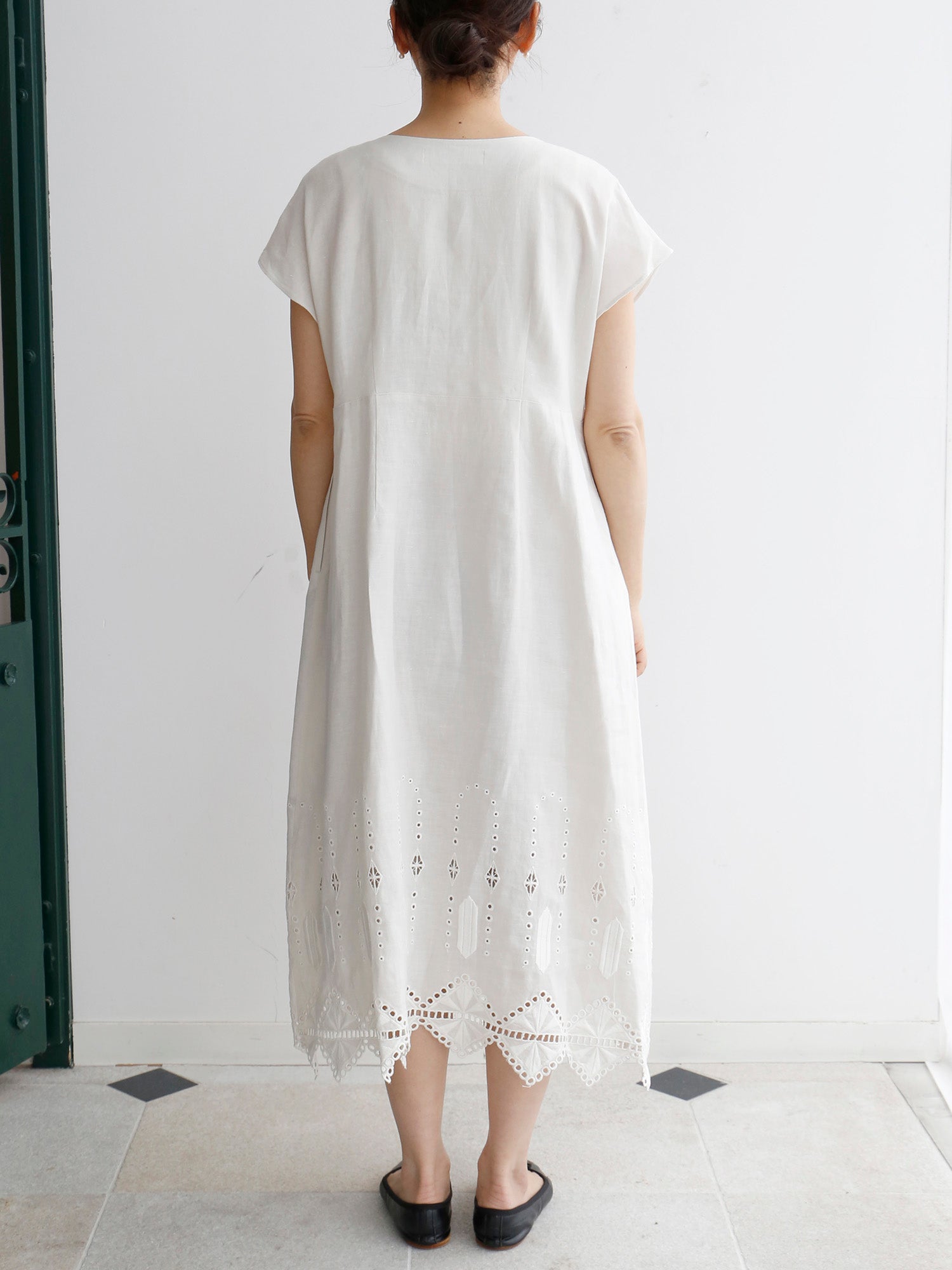 アンティークホワイト36（身長160cm）