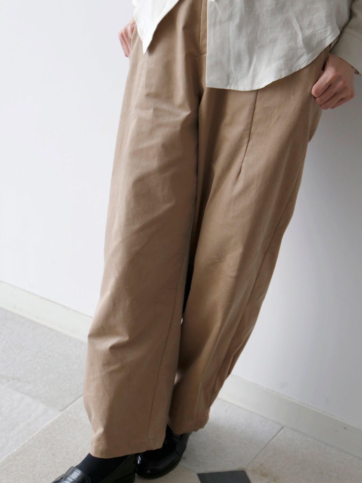 ベージュ38（身長166cm）