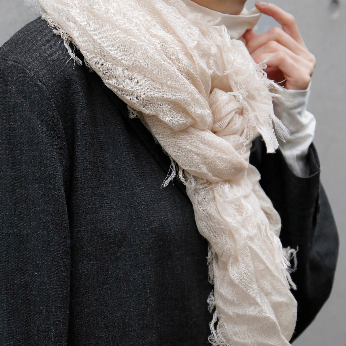 Botto Giuseppe カシミアシルクストール 140×140cm — LISETTE