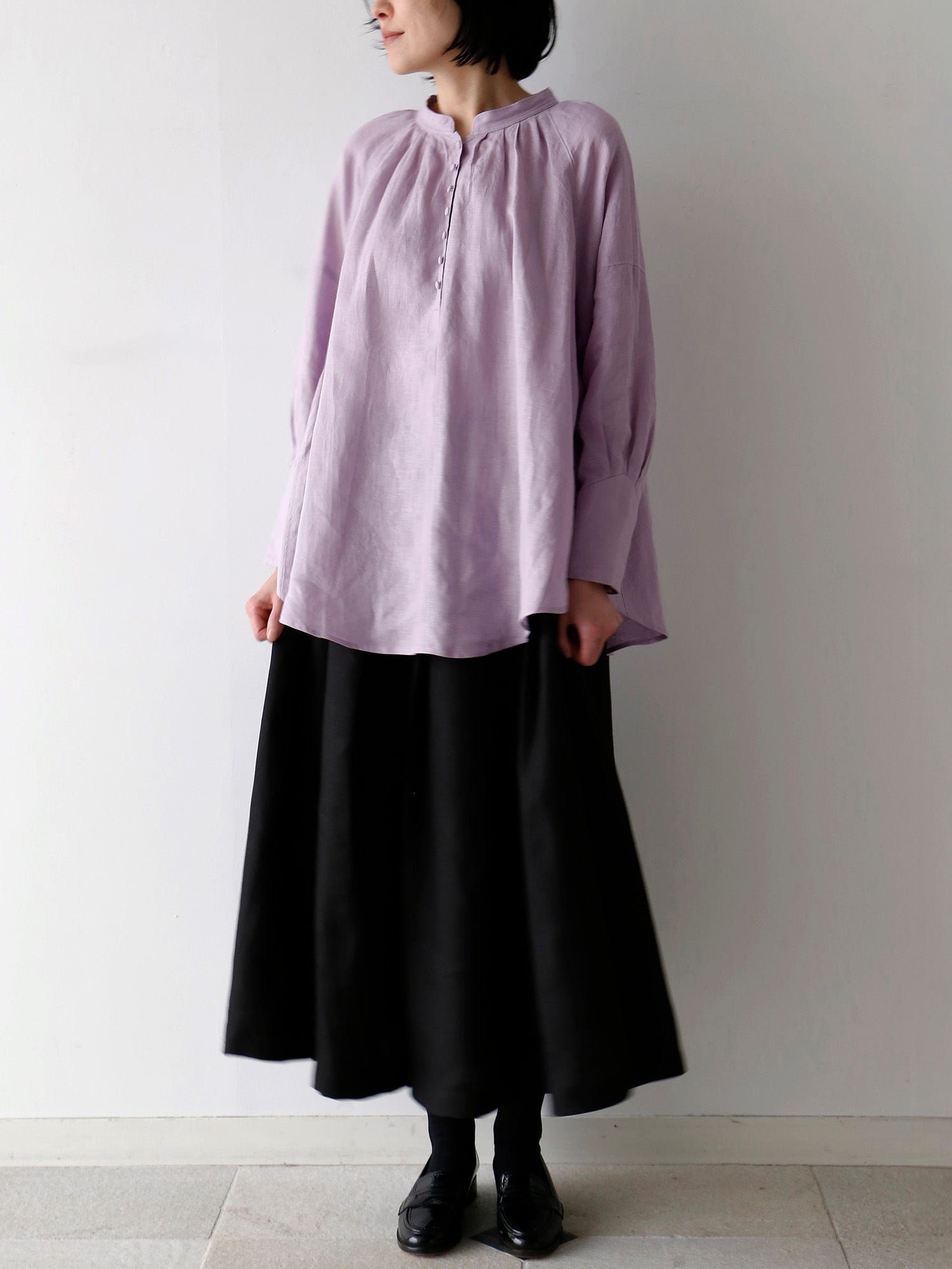ブラウス：アデル（身長166cm）