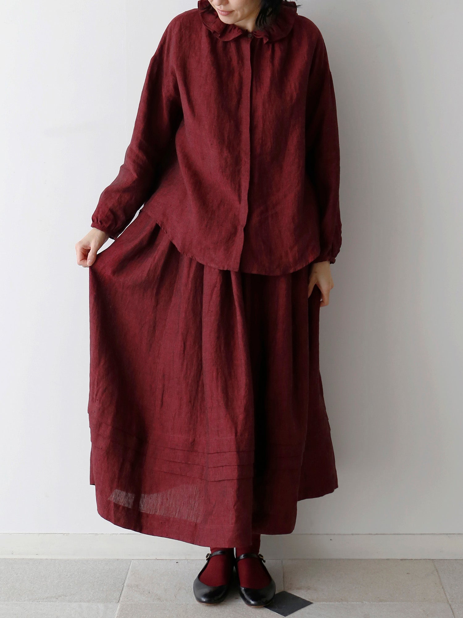 ブラウス：レイチェル