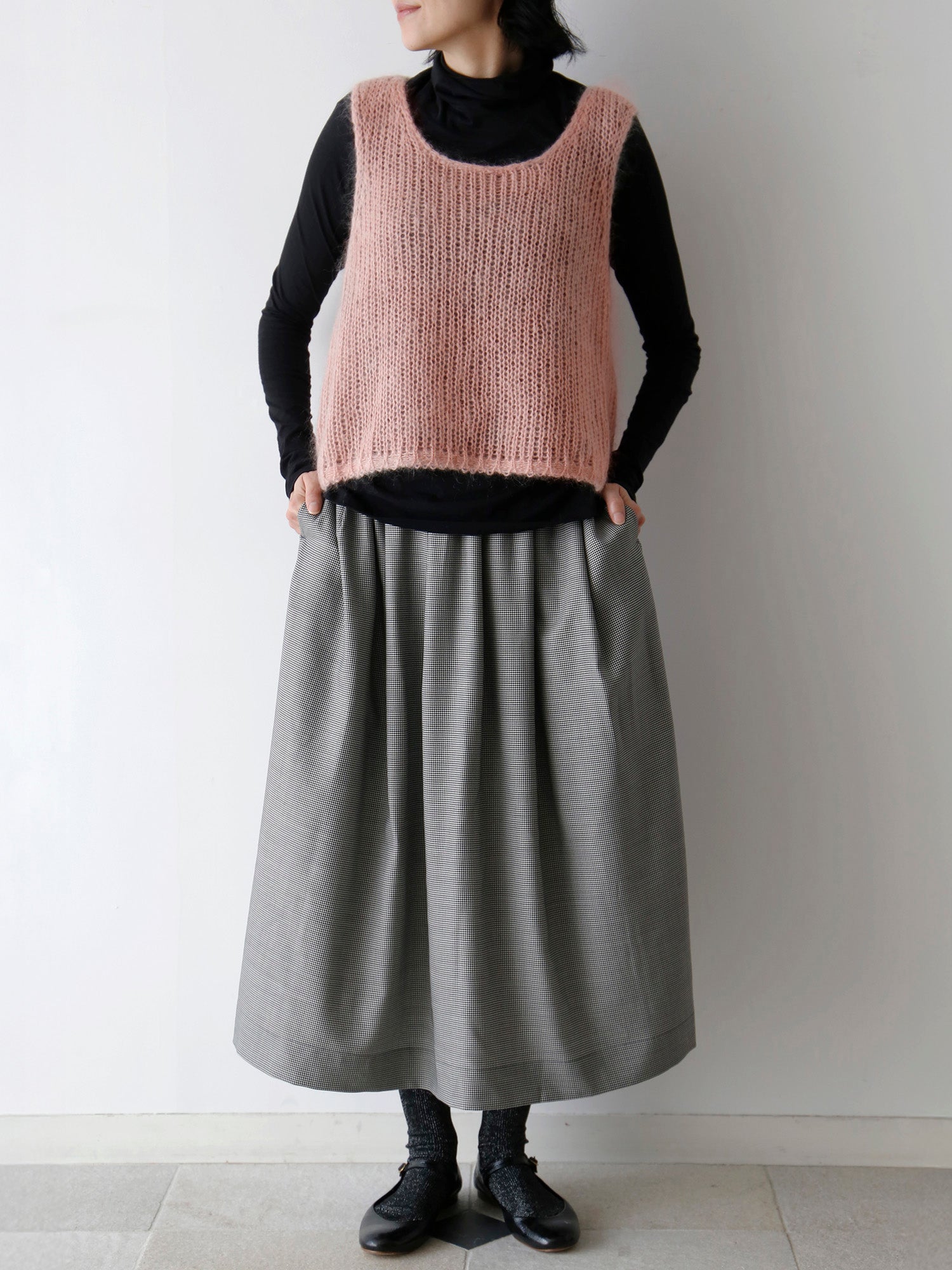 タートルネック：HÉRNI No.31 タートルネックロングスリーブ<br>スカート：エレノア[完売]