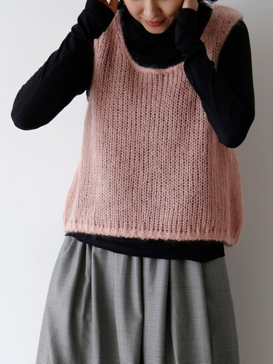 LISETTE リゼッタ 美品 ベージュ色 模様編み ニットベスト LISETTE リゼッタ 美品 ベージュ色 模様編み ニットベスト