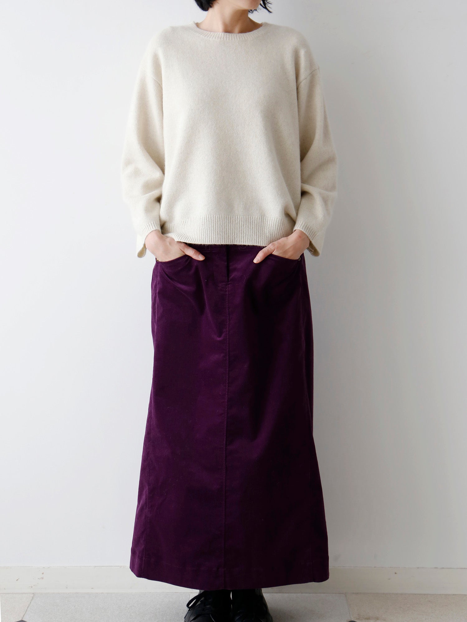 スカート：マルゴ