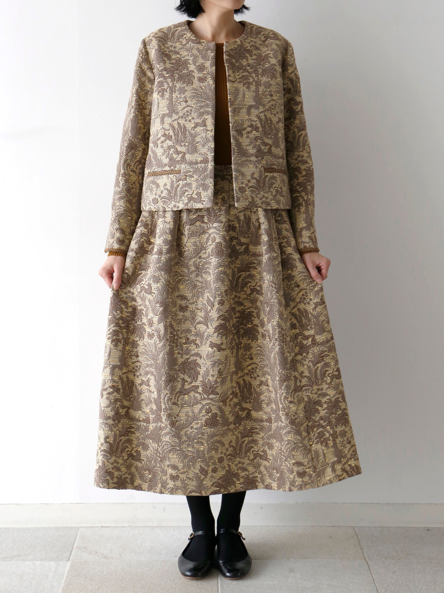 ジャケット：ピエラ