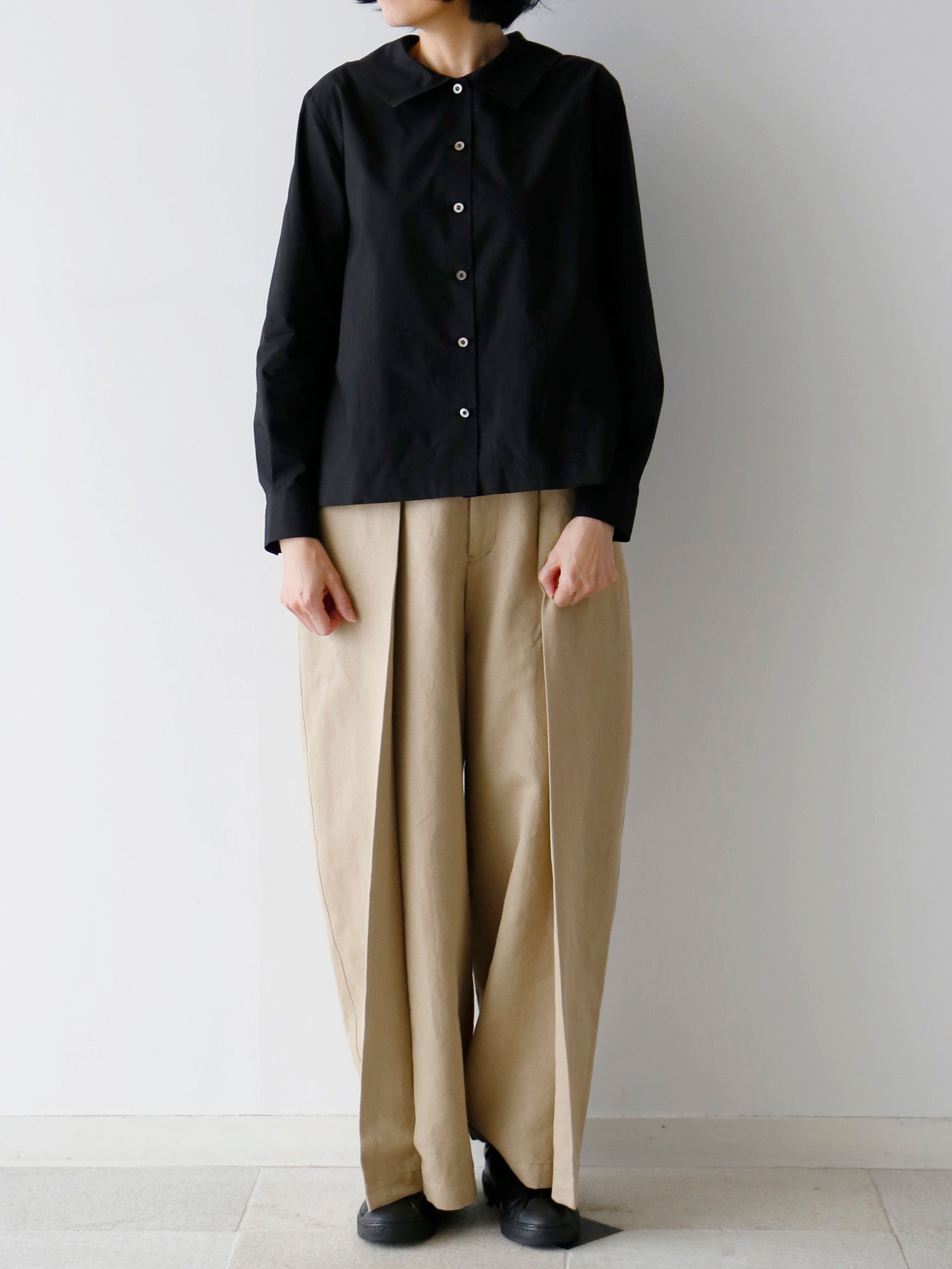 ノアール38（身長166cm）<br>パンツ：コリー