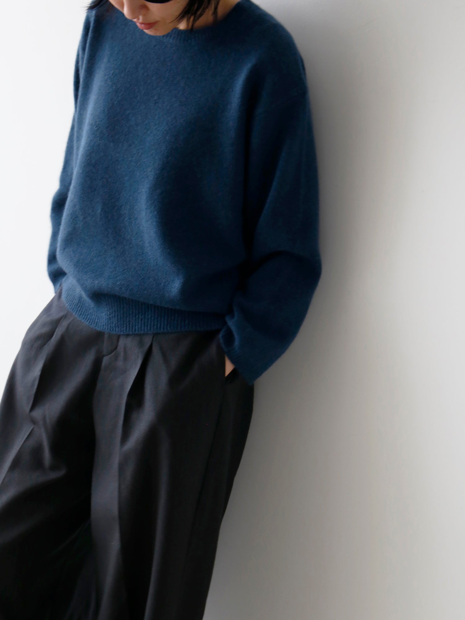 ポンパドール（青）（身長166cm）