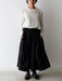 ブラウス：サーラ<br>靴下：ショーセット・ココ（身長153cm）