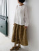 ブラウス：ポリー<br>靴下：ショーセット・ロン（身長166cm）