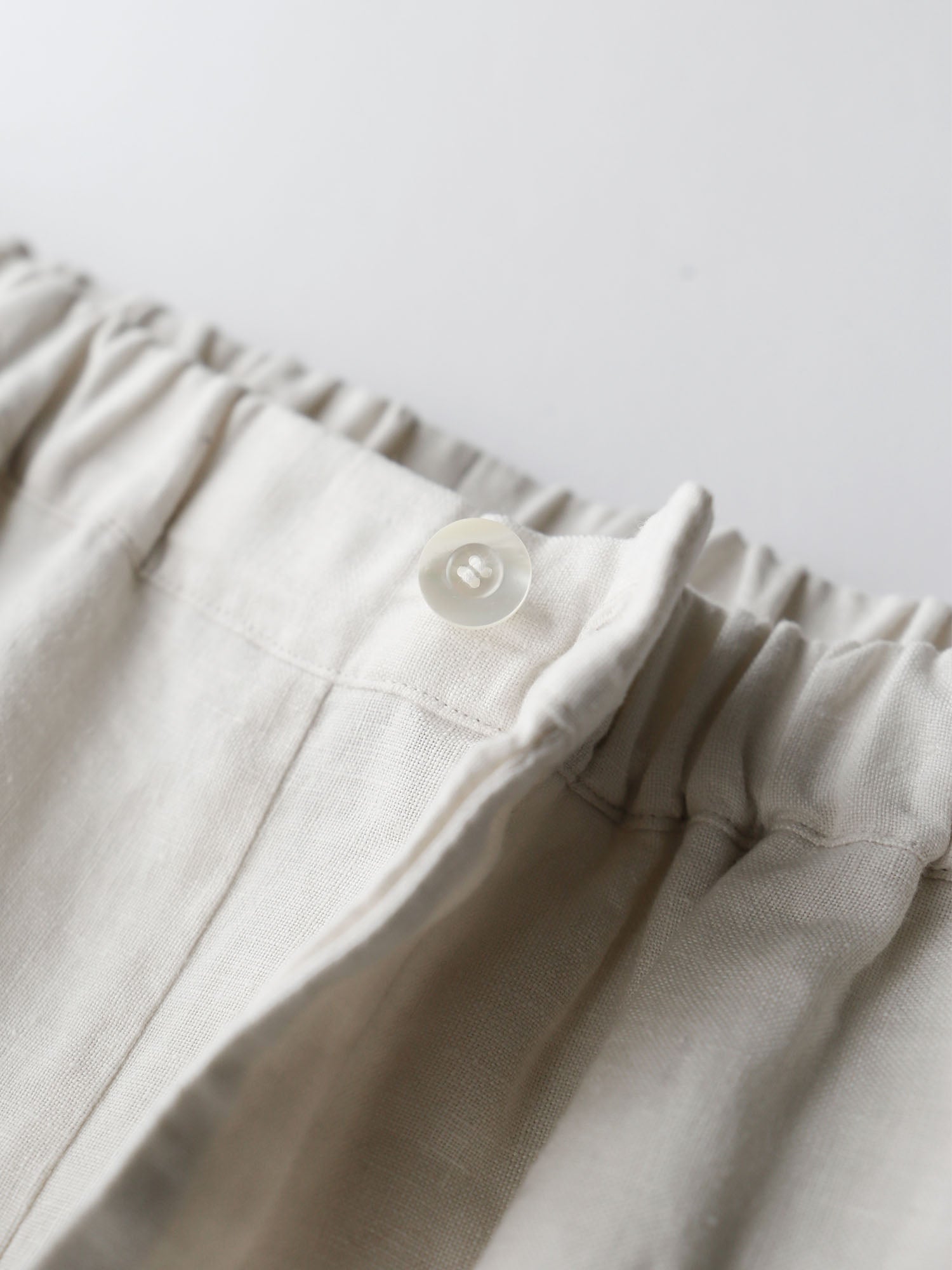 前開きは飾り仕様