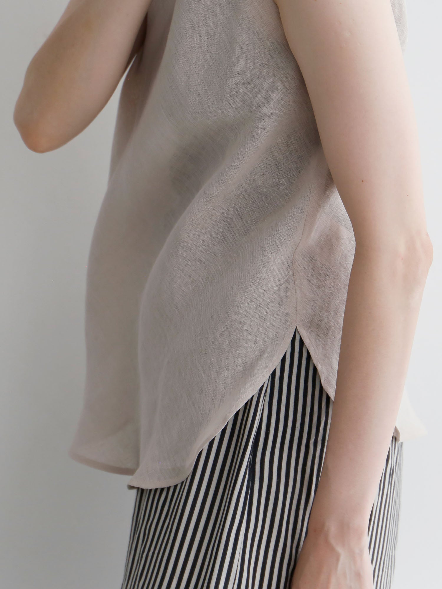 HÉRNI No.42 バイアスタンクトップ