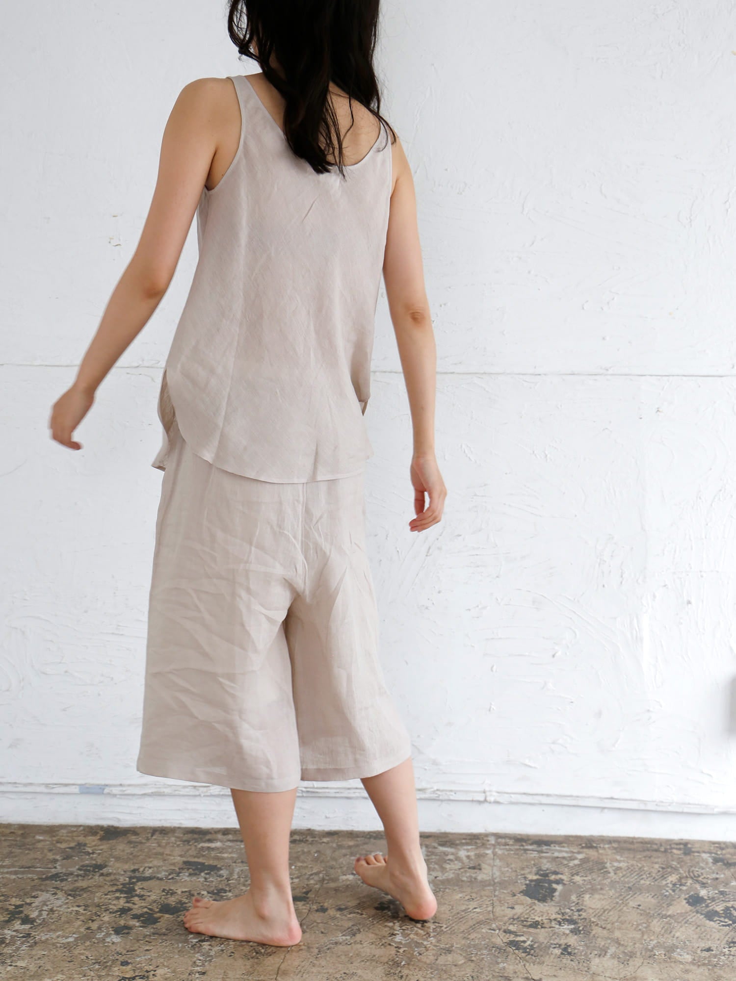 HÉRNI No.42 バイアスタンクトップ