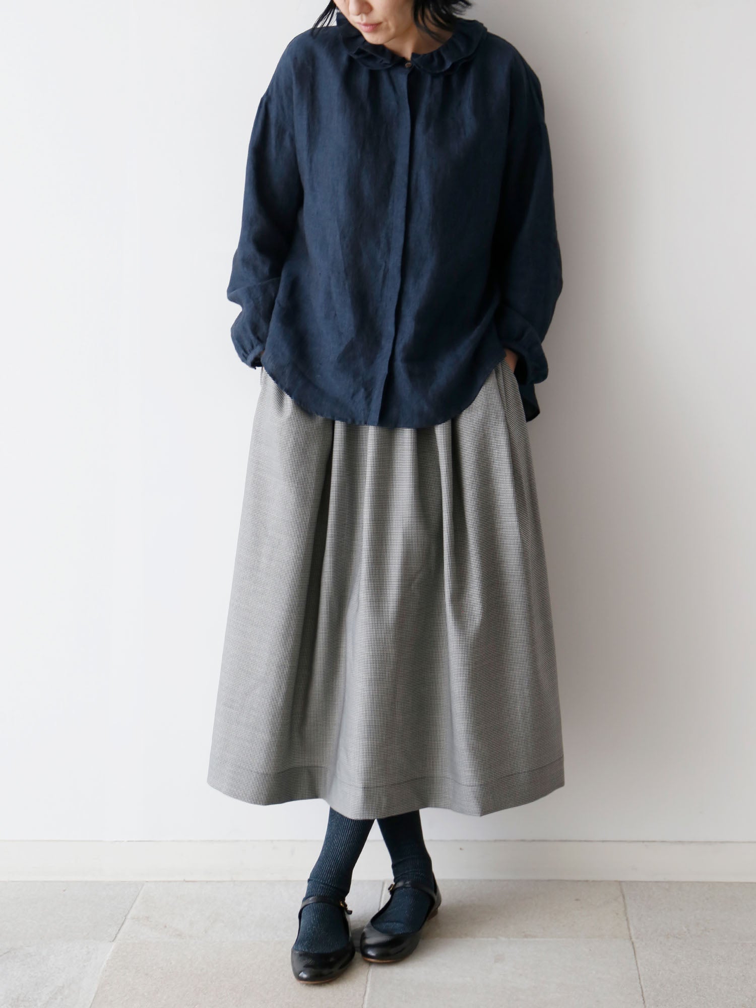 インク<br>ブラウス：レイチェル、スカート：エレノア