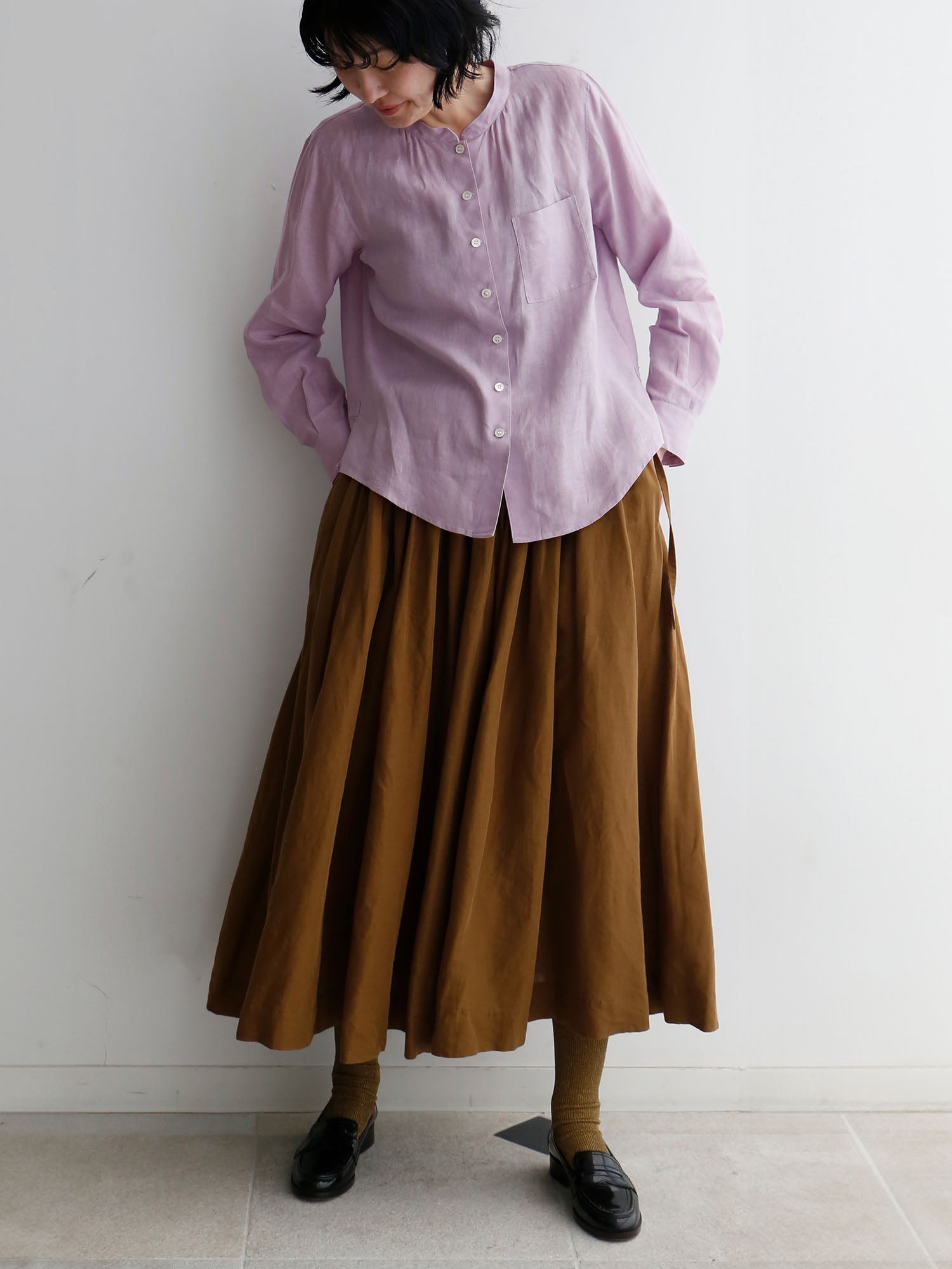 38サイズ着用<br>スカート：私物<br>靴下：ショーセット・ジュジュ（身長166cm）