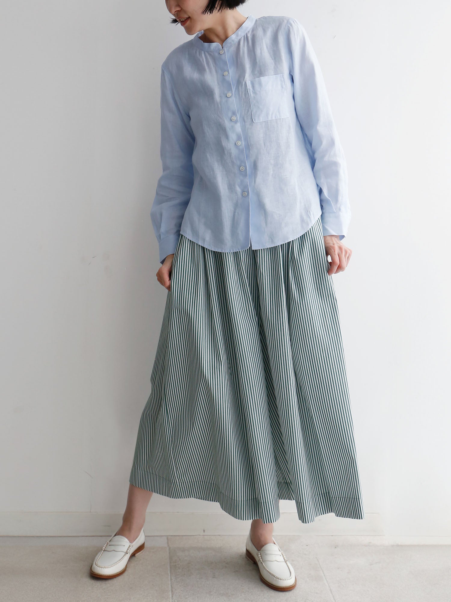 38サイズ着用<br>パンツ：フェルナンド（身長166cm）