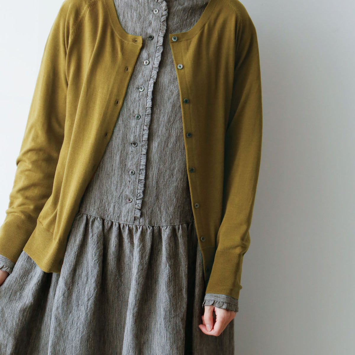 【美品】LISETTE　Les basiques　サフィア　カーディガン サフィア — LISETTE